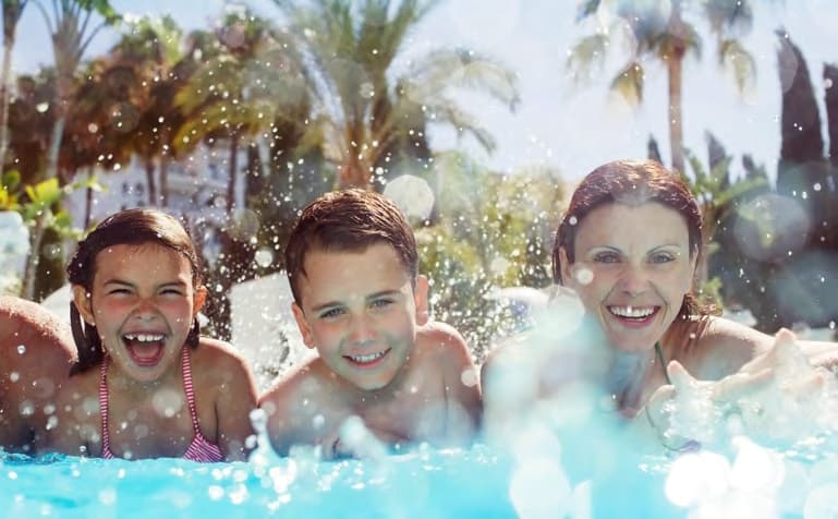 Swimming pool